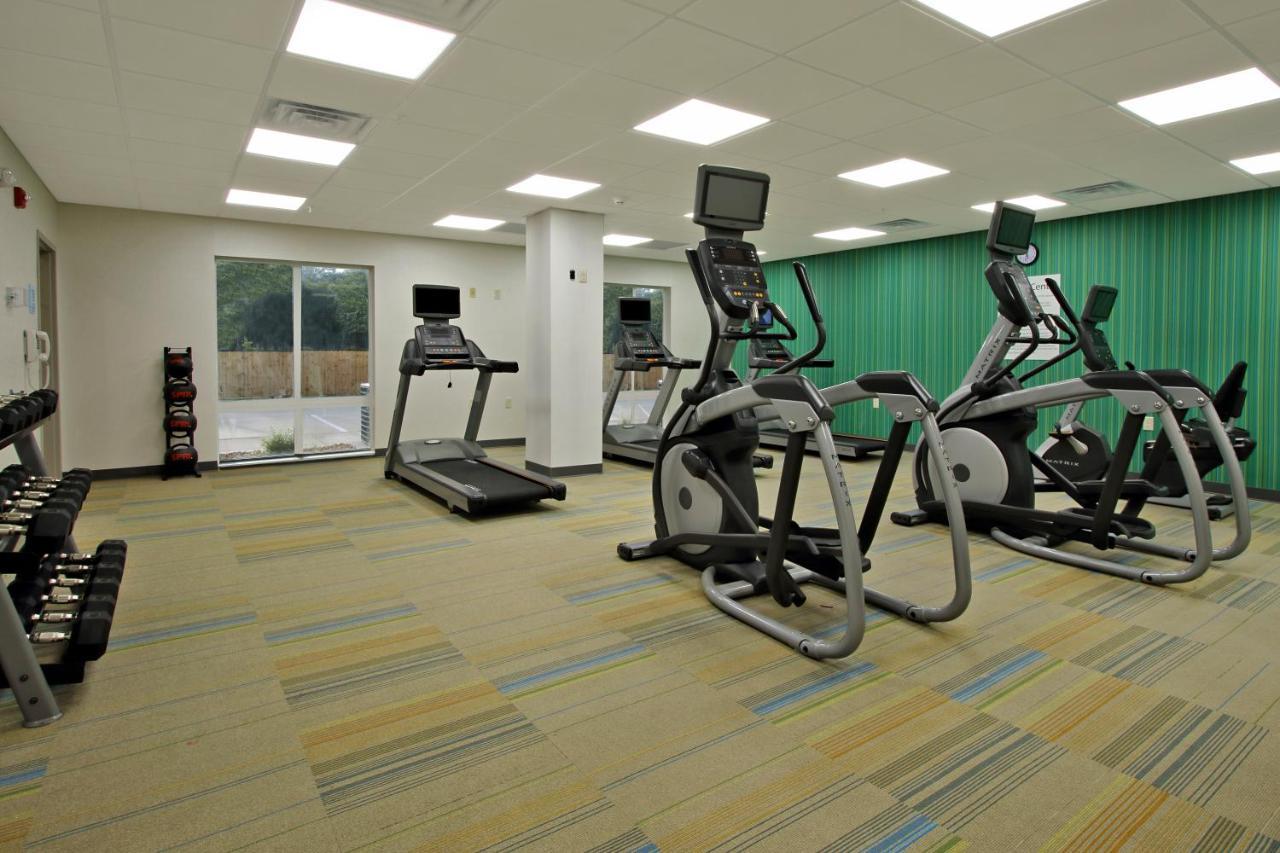 Holiday Inn Express & Suites Columbus North By Ihg Exteriör bild