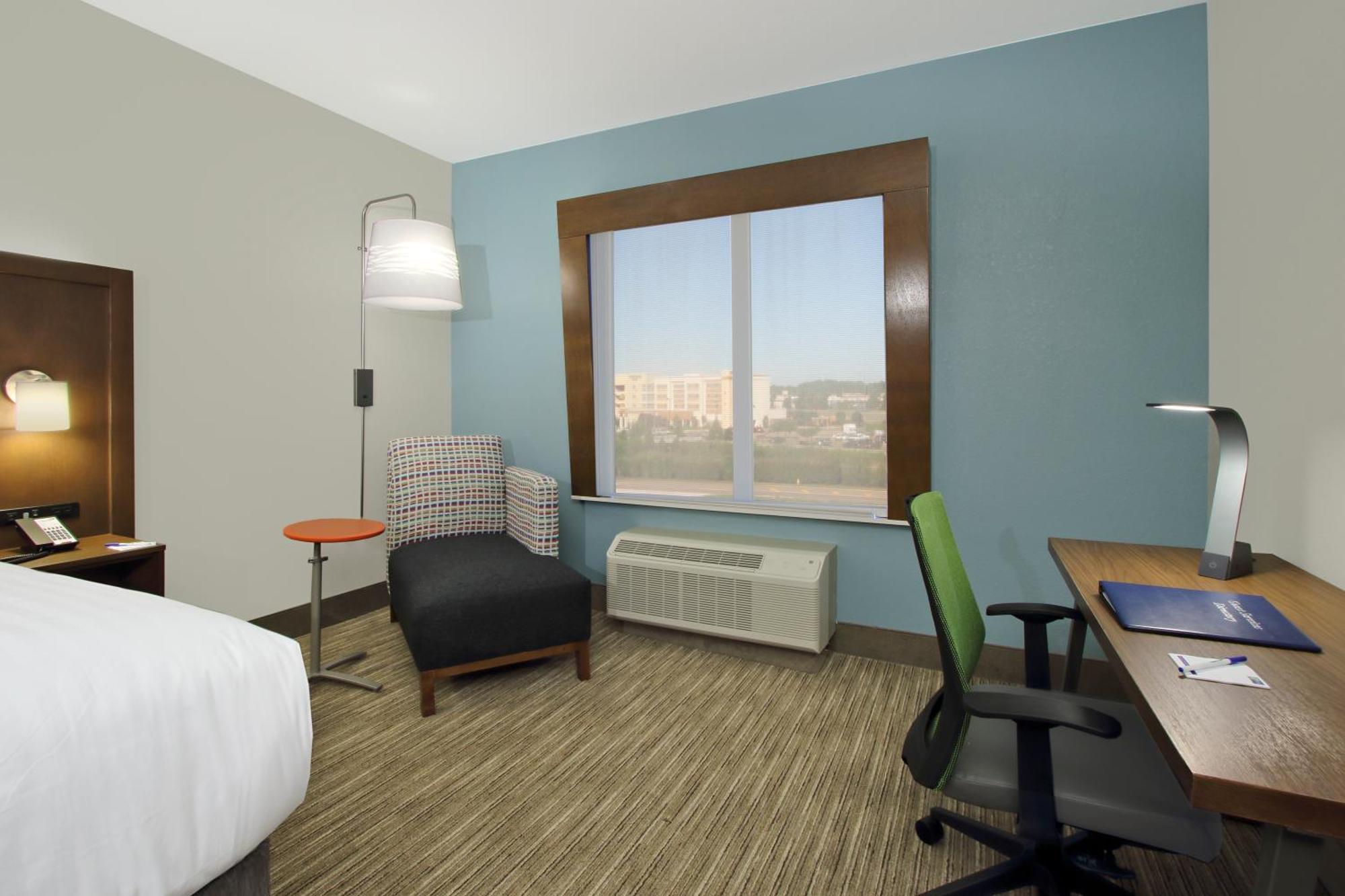Holiday Inn Express & Suites Columbus North By Ihg Exteriör bild