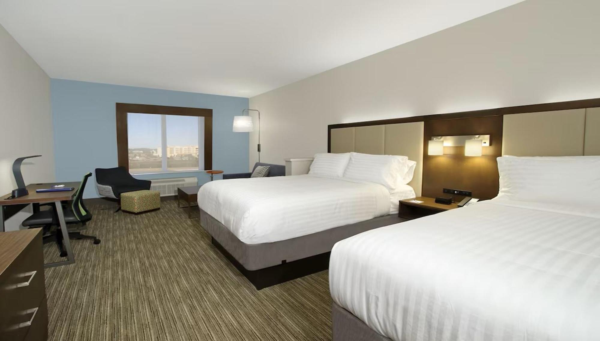 Holiday Inn Express & Suites Columbus North By Ihg Exteriör bild